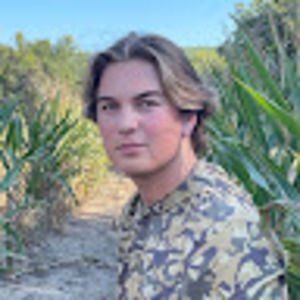 Meet your Posher, Parker roth